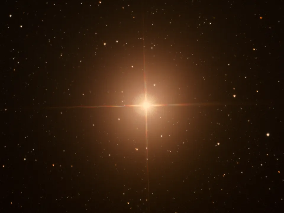Betelgeuse: astrophotograph by Pete Lawrence