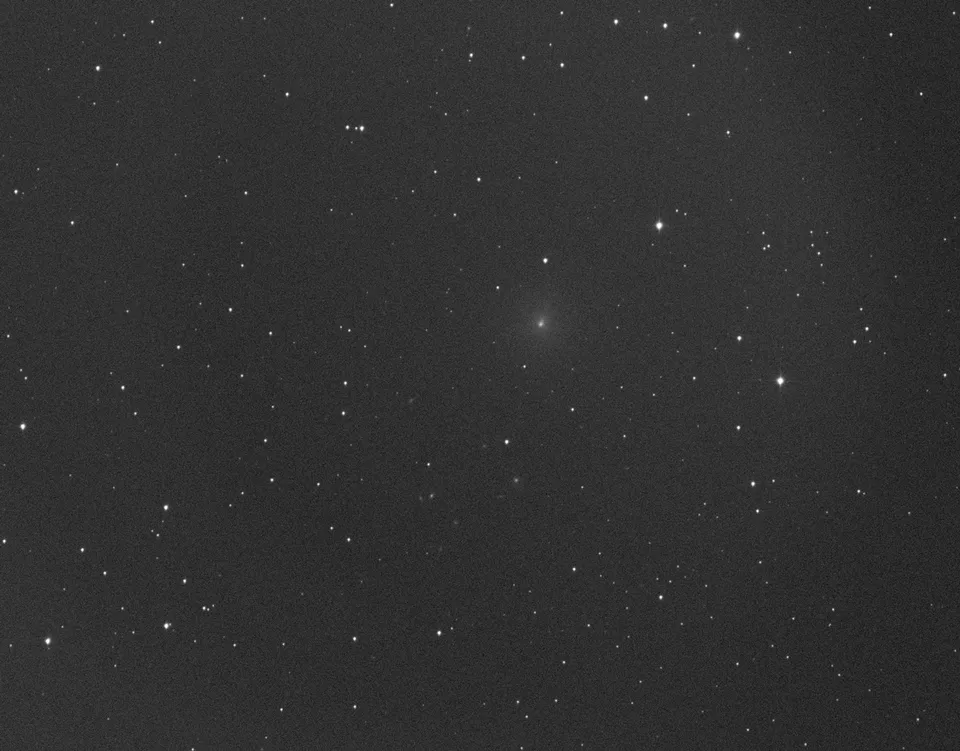 C/2019 Y4 (ATLAS): astrophotograph by Pete Lawrence