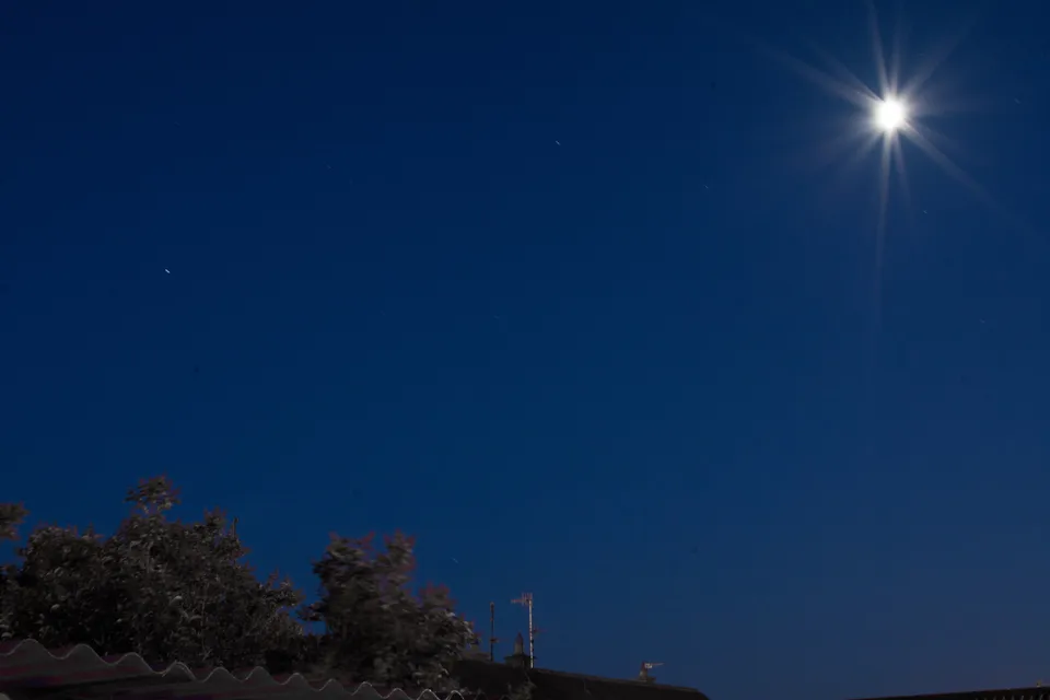 Moon & Spica: astrophotograph by Pete Lawrence