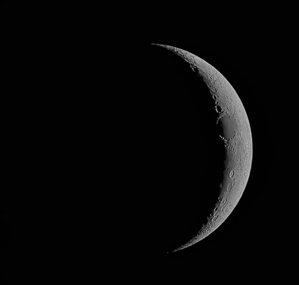 The Moon (12% Illumination): astrophotograph by Pete Lawrence